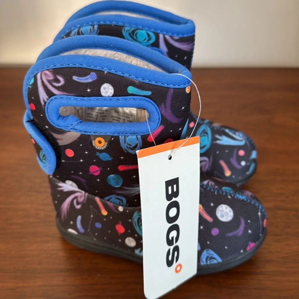 New BOGS Insulated waterproof boots - Picture 3 of 5